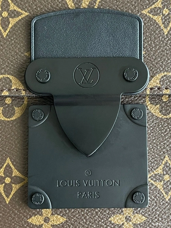 WIS A4 POUCH VUITTON S LOCK LOUIS 1121